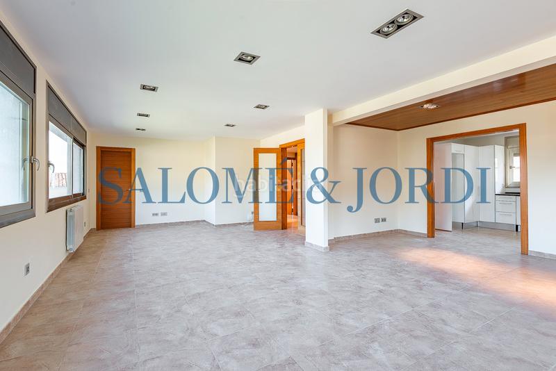 Foto 9ddc6071-181e-48a1-b799-2ccb559119f3. Casa amb calefacció aparcament a Cabrils