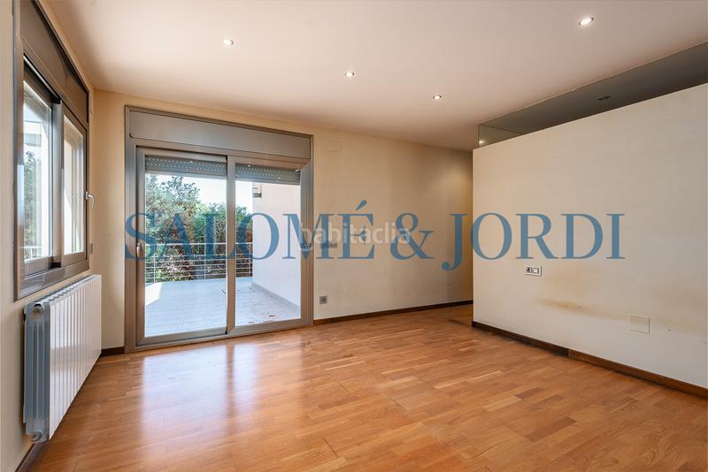 Foto 521d9534-9bbc-4d48-8fdb-f17a619d132d. House with heating parking in Cabrils