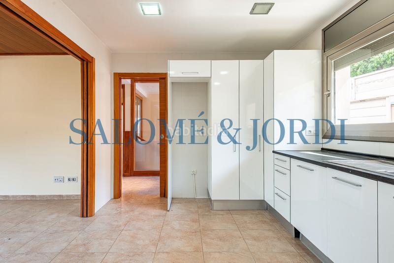 Foto 898c7d98-9989-4218-9a64-dbcc89048a48. House with heating parking in Cabrils