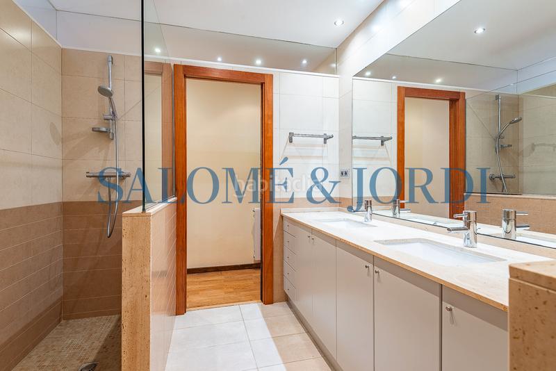 Foto ab3ab128-a6c1-492b-8099-727a9fa0e4ba. House with heating parking in Cabrils