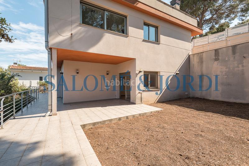 Foto ecbf20cb-8464-462c-afc0-0bbde17cd255. House with heating parking in Cabrils