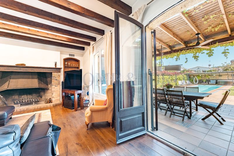 Foto 0cfbeafe-9807-4c67-bdf8-6fa8f7f04ab4. Haus mit kamin heizung parking pool in Nucli Urbà Argentona