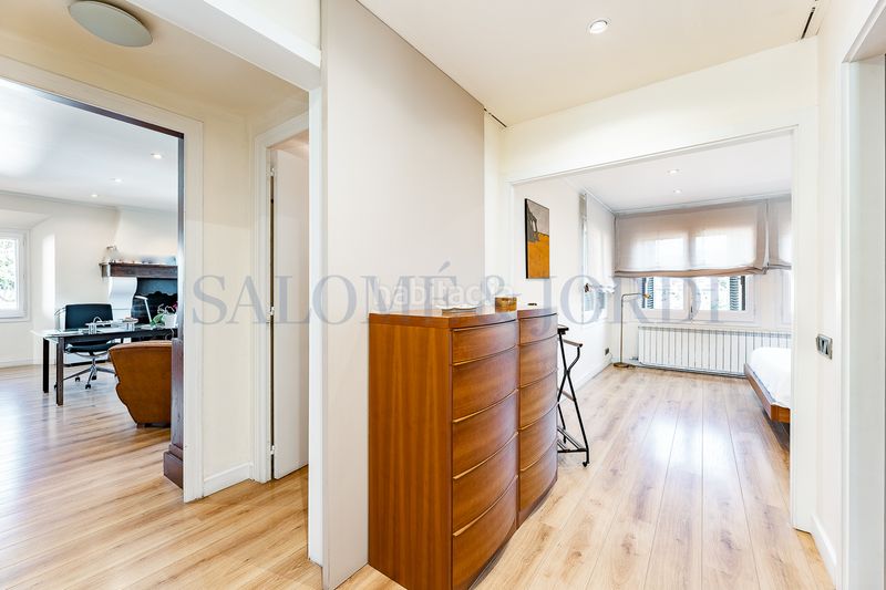 Foto 268bae9c-ecd2-4326-96c4-01a0668ab5cd. Haus mit kamin heizung parking pool in Nucli Urbà Argentona