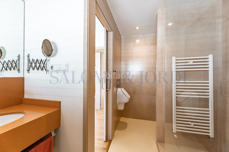 Foto 297e9b9c-602b-4f10-ba02-0f084cc0d9e6. Haus mit kamin heizung parking pool in Nucli Urbà Argentona