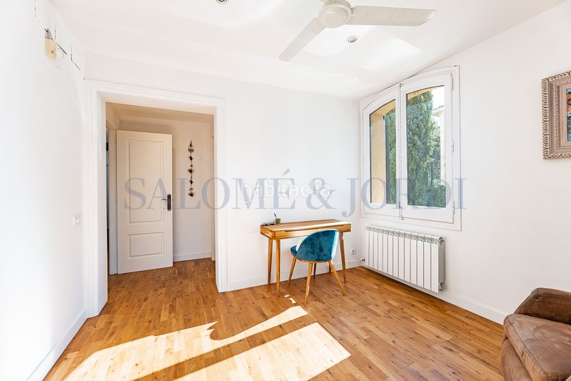 Foto 3824cd65-57ff-4e75-a9e2-cbceef042ef9. Haus mit kamin heizung parking pool in Nucli Urbà Argentona