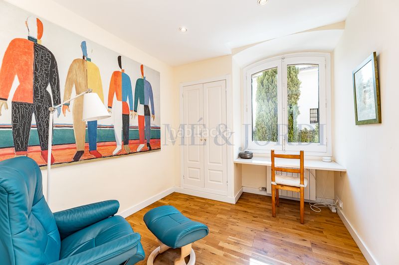 Foto 8dd1da14-61d2-406b-a3cd-5bdd3685a786. Haus mit kamin heizung parking pool in Nucli Urbà Argentona