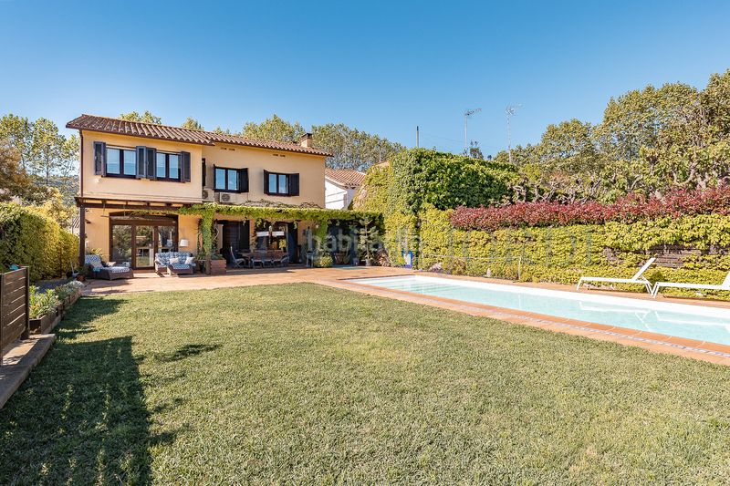 Foto a6954efd-6612-4dfe-b304-29b799a7a35f. Haus mit kamin heizung parking pool in Nucli Urbà Argentona