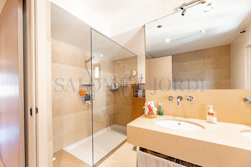 Foto d71c9bac-8c22-458e-8a23-e969f7c5378a. Haus mit kamin heizung parking pool in Nucli Urbà Argentona