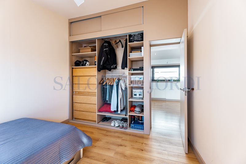 Foto fa18f41a-4a3f-40d0-a4d2-5c496402f86d. Haus mit kamin heizung parking pool in Nucli Urbà Argentona