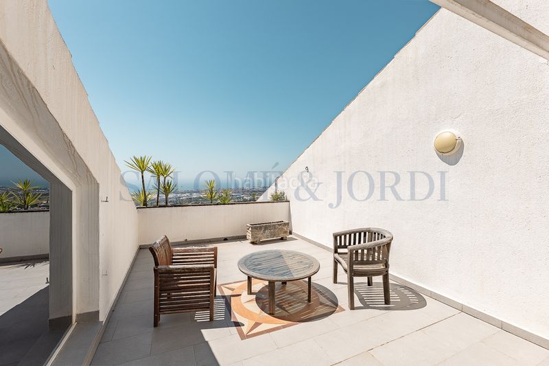 Foto 763124cb-1ec2-44e9-ba25-f37b1244a9a7. Casa amb xemeneia calefacció aparcament piscina a Cabrils