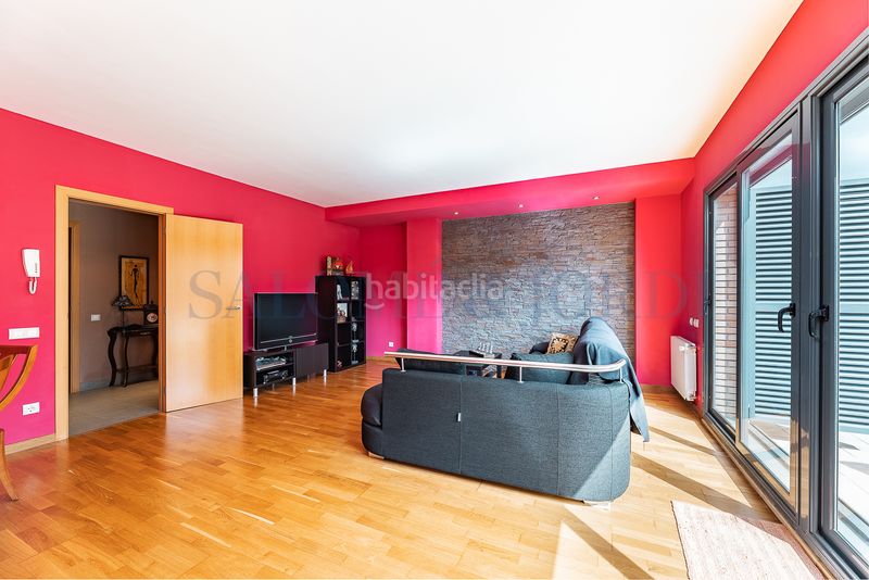 Foto fc400224-d60c-4926-924e-8710e8ee81d8. Casa adossada amb xemeneia calefacció aparcament piscina a Cabrils