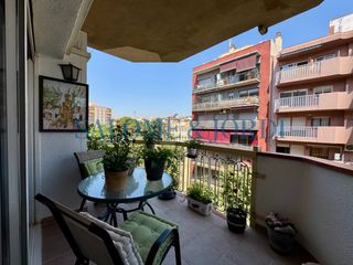 Appartement à Centre. Piso con terraza y ascensor en mataró