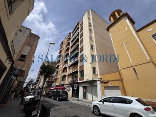 Appartamento  Carrer de l'arxipreste bono. Gran piso céntrico, exterior al lado de la playa