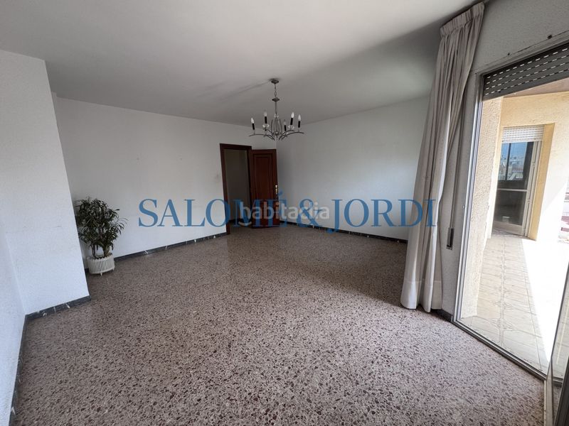 Foto cb629ae6-d2c2-4b8f-b474-7caad4241485. Pis a Casco Urbano Vinaròs
