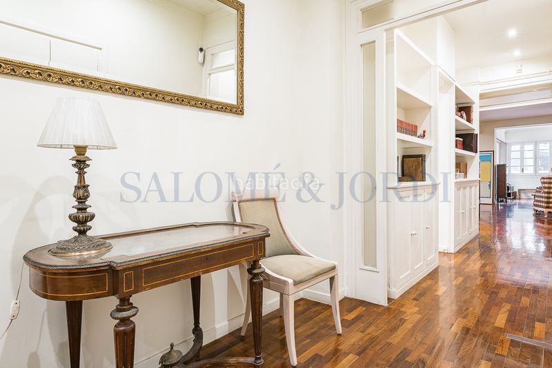 Foto ef1feec2-8c32-43e8-bd85-238fe07fa1d8. Pis amb calefacció a Sant Gervasi - Galvany Barcelona