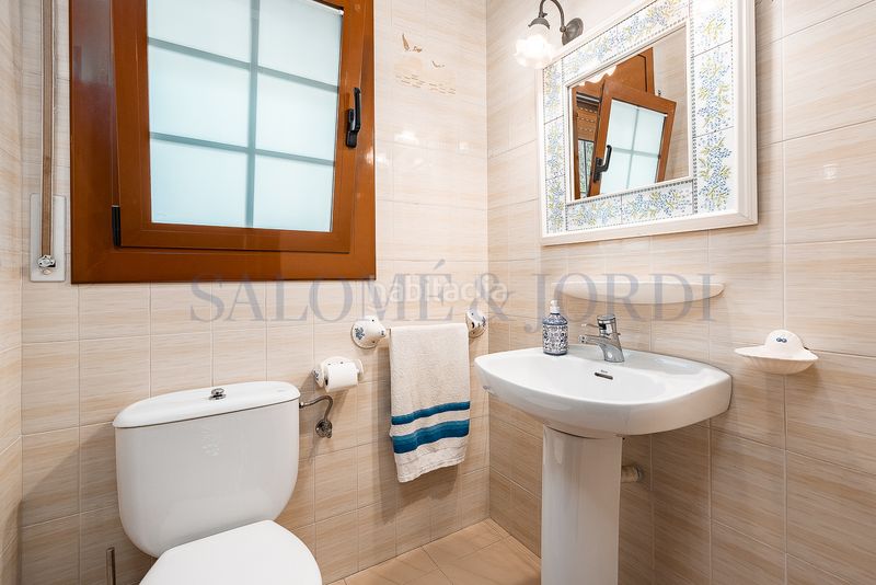 Foto ac3e930b-9a7a-4b89-b2de-450d47578ef1. Casa amb xemeneia calefacció aparcament piscina a Vilassar de Dalt