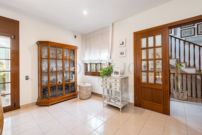 Foto e9522b84-6e50-44d8-98bb-938a2d1be9ca. Casa amb xemeneia calefacció aparcament piscina a Vilassar de Dalt