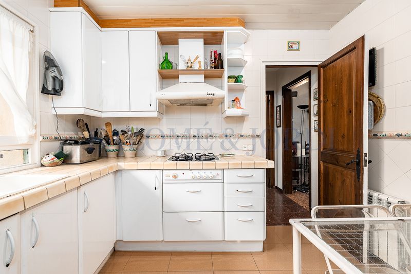 Foto 3dbed184-e0de-437b-9ed8-21d713250002. Chalet con camino riscaldamento parcheggio piscina in Vilassar de Dalt