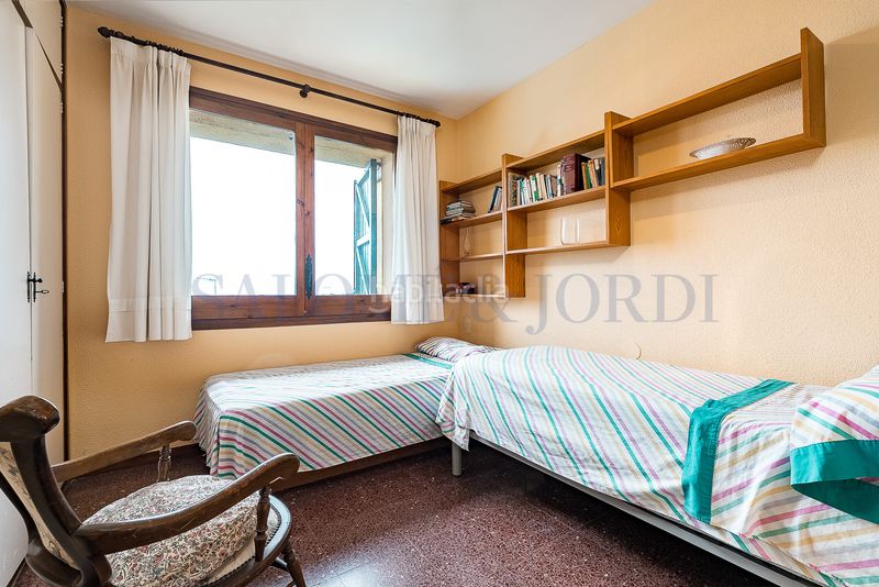 Foto d8b8e418-369e-4f24-9b01-79cf615f0788. Chalet con camino riscaldamento parcheggio piscina in Vilassar de Dalt