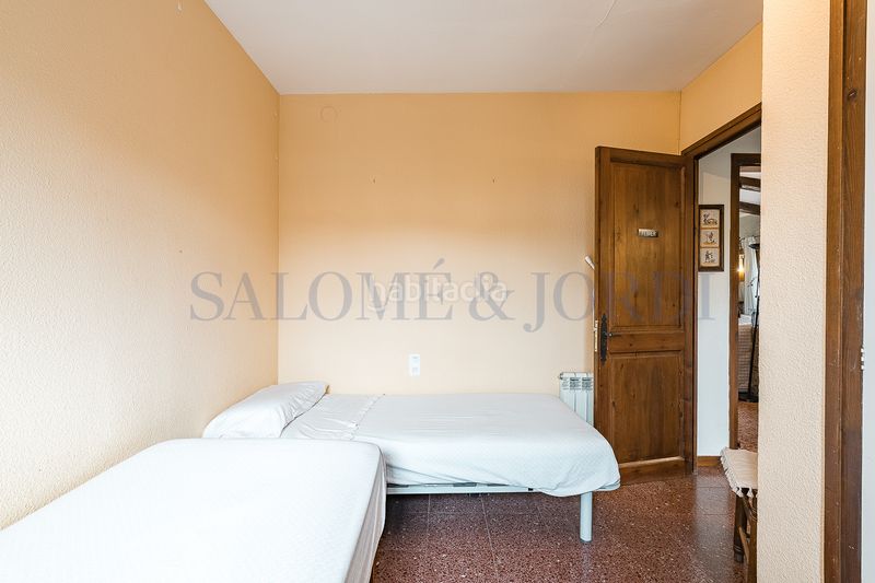 Foto d95d7805-e5da-473c-92da-5b81b5ad8925. Chalet con camino riscaldamento parcheggio piscina in Vilassar de Dalt
