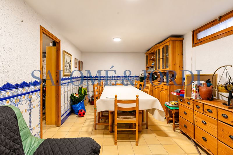 Foto 9ca3ca42-23dd-44ab-b692-099a85894983. Casa adossada amb calefacció aparcament a Cabrera de Mar