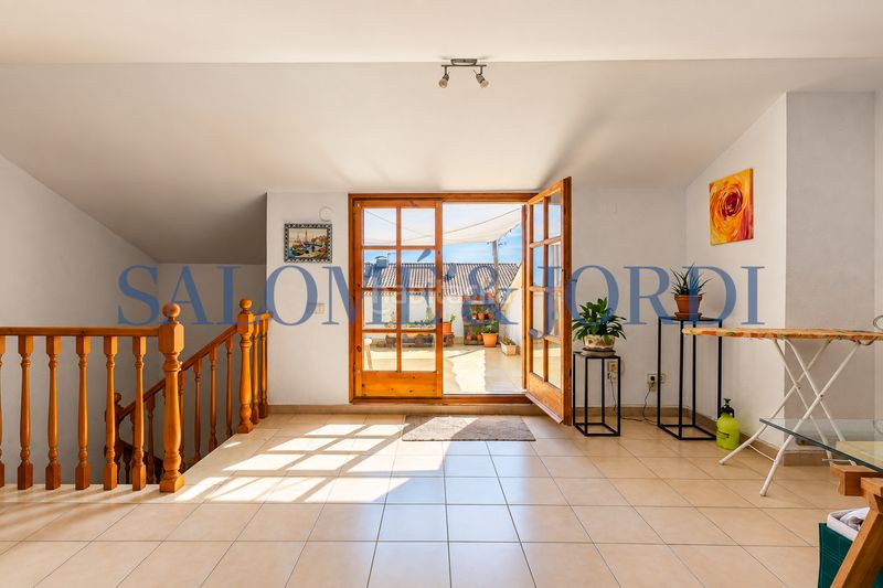 Foto af28d132-b722-4ad8-a9cc-52fffe6fecc8. Casa adossada amb calefacció aparcament a Cabrera de Mar