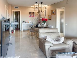 Penthouse  Carrer jeroni anyé. Atico con gran terraza con vistas
