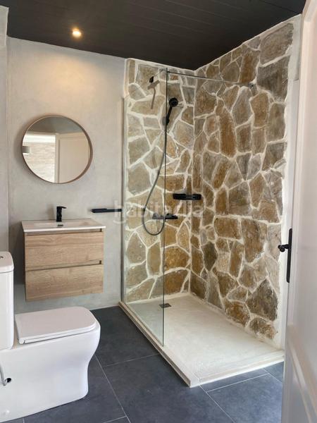 Foto 6edc6242-39eb-4762-88f9-761184c9b11c. Pis a Muro