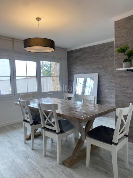 Foto 8dd3a44e-a57a-44f4-b90d-906efc571d4f. Pis a Muro