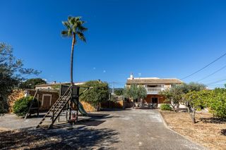 Xalet  Poligono 8. Espectacular casa con amplia parcela en santa maría del camí.