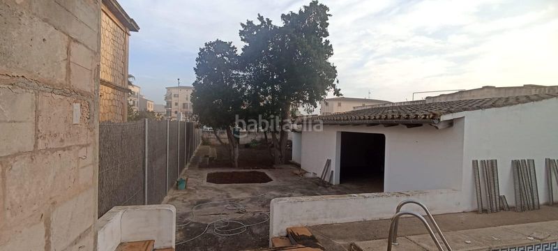 Foto 41e09979-b58f-4acc-a16a-eec8200804ee. Terreny residencial a Campos poble Campos