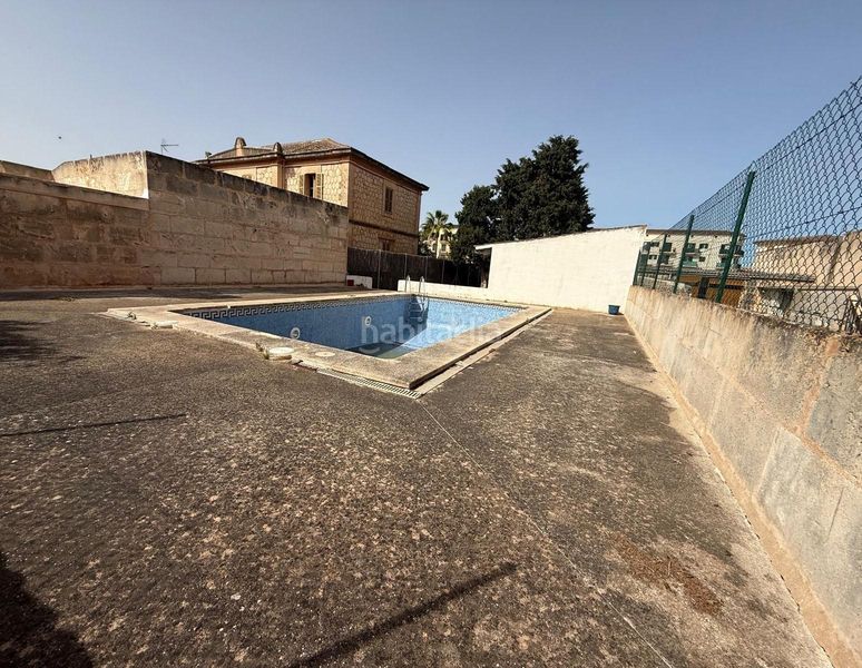 Foto 602b0f10-05b6-4547-ac9b-12960e8dc6e6. Terreny residencial a Campos poble Campos