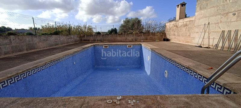 Foto eb6ccaba-326b-4755-8db8-48c226bb2ef9. Terreny residencial a Campos poble Campos
