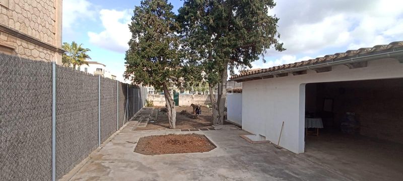 Foto fff272e4-d1c1-41d1-8115-82827cb4f4d8. Terreny residencial a Campos poble Campos