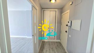 Affitto Appartamento  Sinforiano madroñero. Vive en valdepasillas amplio piso exterior de 3 dormitorios y si