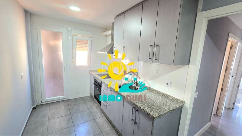 Foto 4fad0f60-99eb-419d-a361-494f007c06e5. Alquiler piso vive en valdepasillas amplio piso exterior de 3 dormitorios y sin muebles en Badajoz