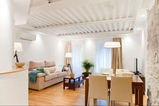 Rent Apartment in Centre-Barri Vell