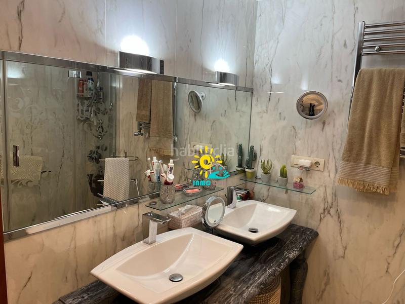 Foto af0f731d-ee5b-4df3-b7b2-1e85dc0c5d2d. Casa con riscaldamento parcheggio piscina in Golf Guadiana Badajoz