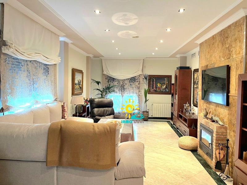 Foto f01472ee-a7d8-41f6-97f1-9bbb072e4f97. Casa con riscaldamento parcheggio piscina in Golf Guadiana Badajoz