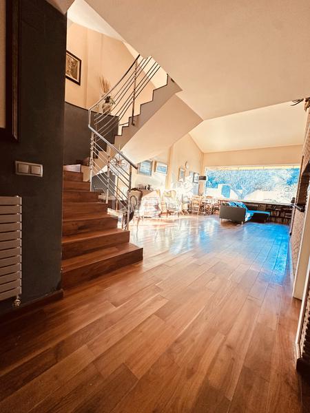 Foto a5dca824-5d31-40ba-9426-70389b57b785. Chalet mit heizung parking pool in Entrepinos Eliana (l´)