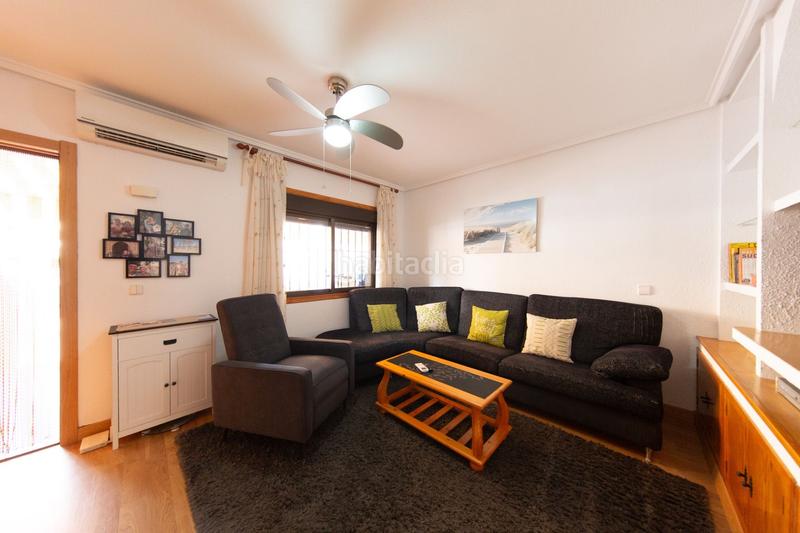 Foto a6747480-c993-4929-8f24-fee0daa5cbb2. Casa adosada chalet adosado en venta . en El Moncayo - El Pòrtic Guardamar del Segura