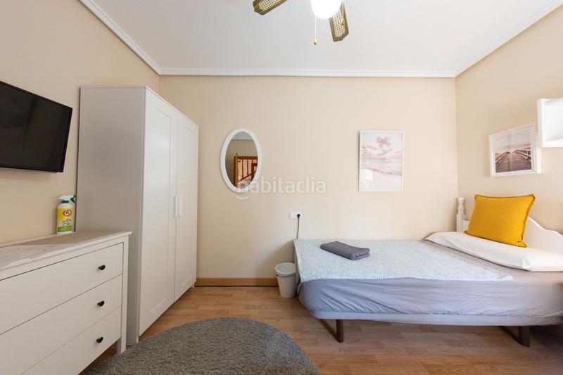Foto f080e113-b4f6-499e-96a8-823ae02d63e2. Casa adosada chalet adosado en venta . en El Moncayo - El Pòrtic Guardamar del Segura