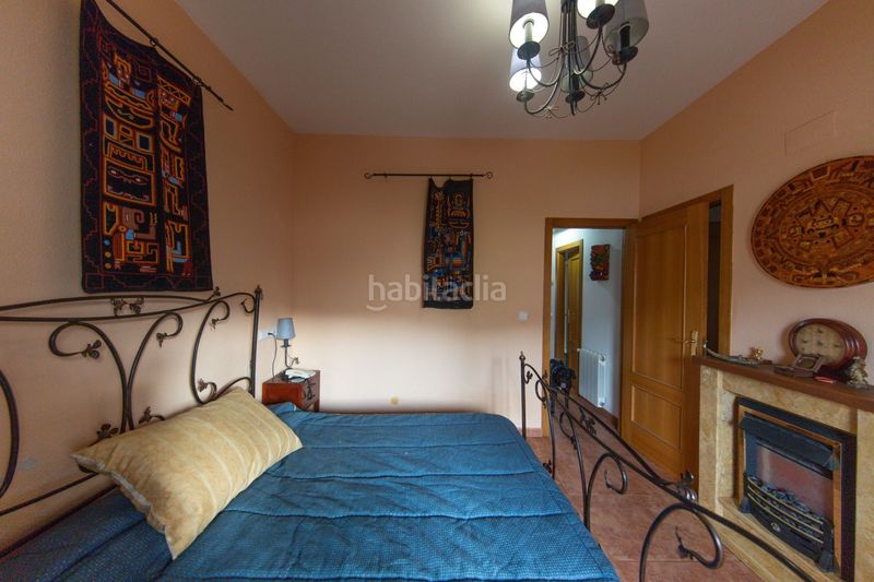Foto 0cfe70dd-6752-4fc9-b58b-077714e7f441. Casa adossada amb calefacció a Aigües