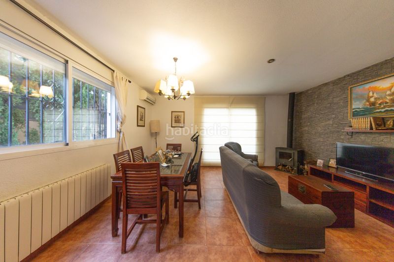 Foto b01d4d4e-5215-4ce0-8376-d24a48fc86c1. Casa adosada  en Aigües