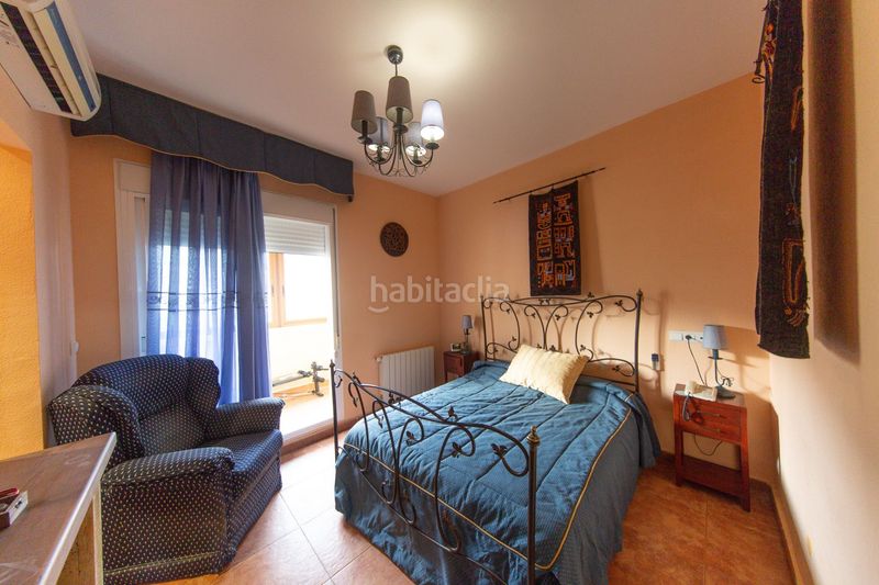 Foto b88dad9b-25b2-4ead-bf01-36ad7c8c4edc. Casa adossada amb calefacció a Aigües