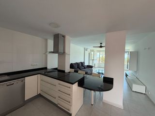 Lloguer Pis a PAU 5. Alquiler piso en primer linea de playa de san juan