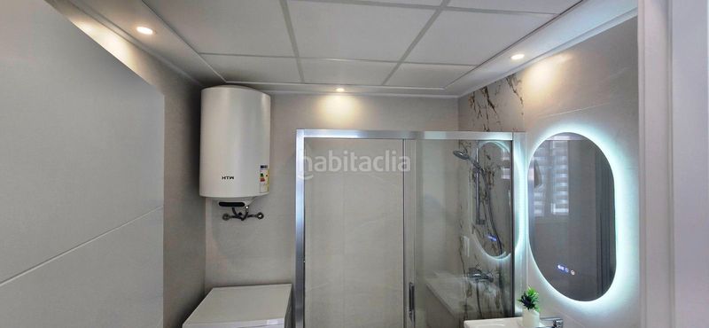 Foto b3a7a71c-8fe7-413a-ae7b-84dca4d9bf3d. Pis amb calefacció a Virgen del Carmen Alicante