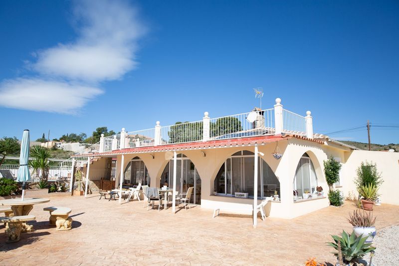 Foto 19f43554-58a4-4956-884e-ae83a758e6dc. Casa con riscaldamento piscina in Valle del Sol Mutxamel