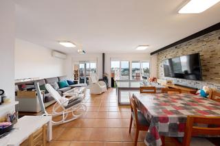 Casa adossada a La Huerta. Se vende chalet adosado en mutxamel