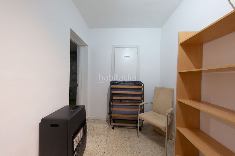 Foto 25e0dce2-226a-482d-a7b9-f950966e2c9f. Local comercial a Coloma Nucia (la)